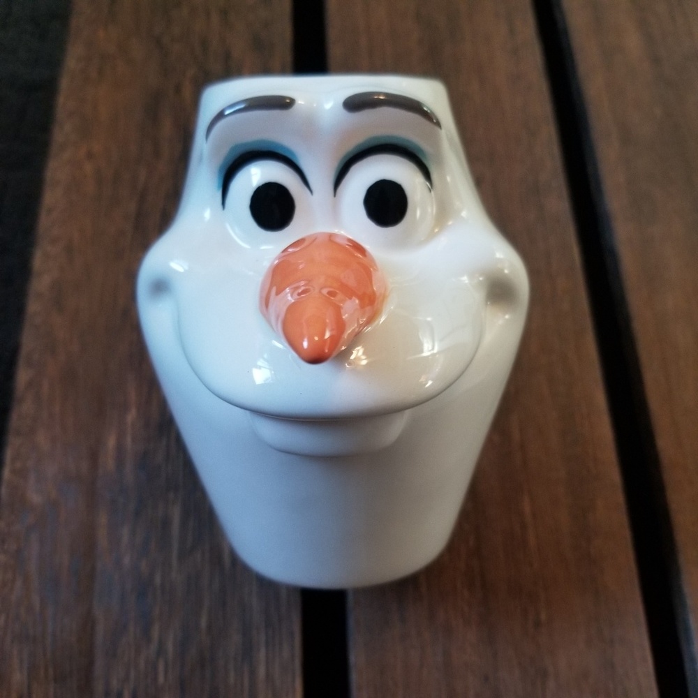 Disney Olaf Head Mug ~ 12oz.